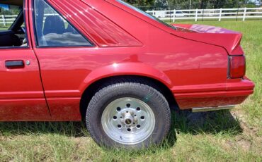 Ford-Mustang-Coupe-1982-4