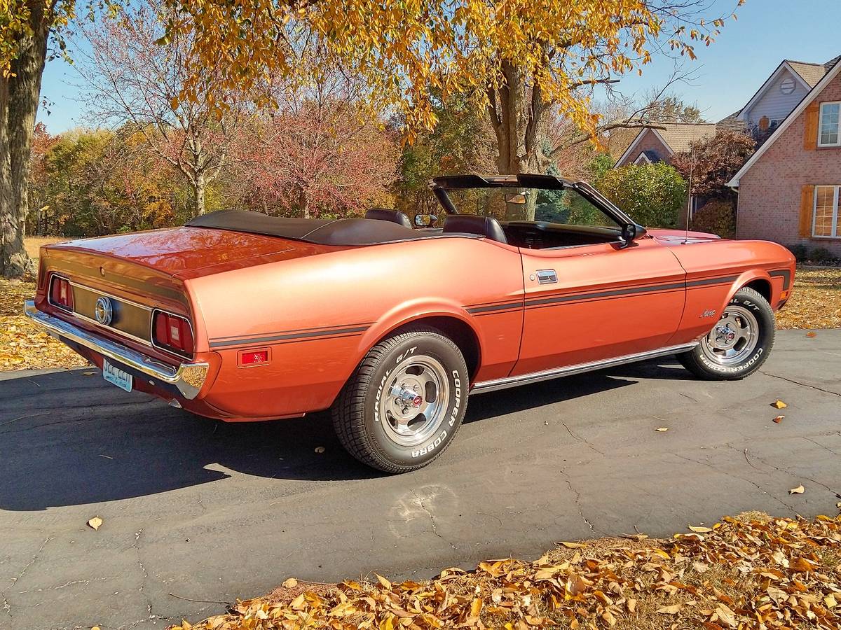 Ford-Mustang-convertible-1973-1