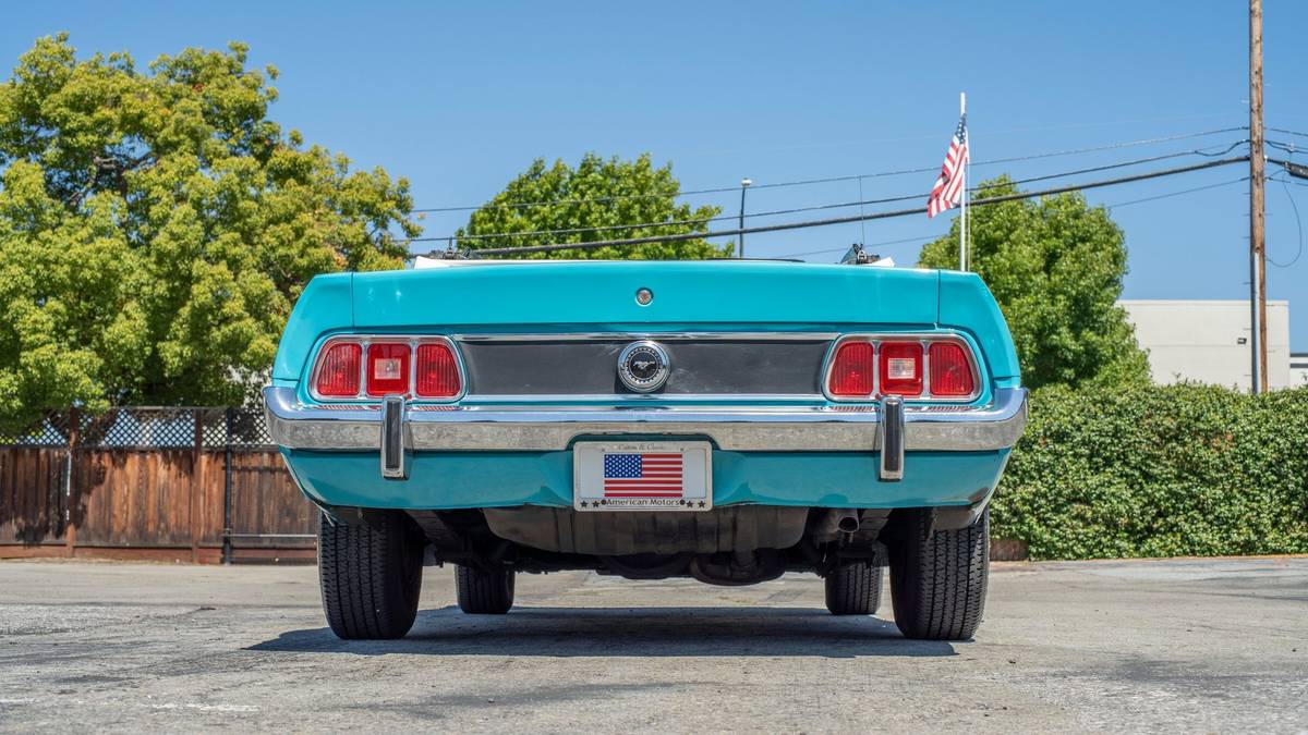 Ford-Mustang-convertible-1973-3