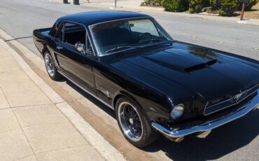 Ford-Mustang-coupe-1965