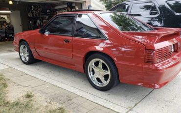 Ford-Mustang-gt-1988-2