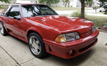 Ford-Mustang-gt-1988-4