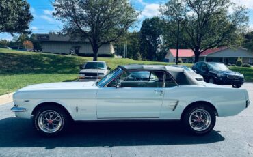 Ford-Mustang-gt-convertible-1966-2