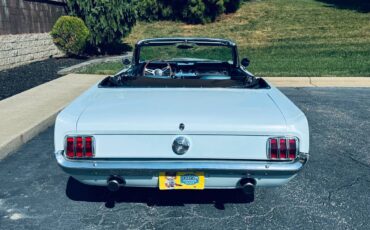 Ford-Mustang-gt-convertible-1966-4