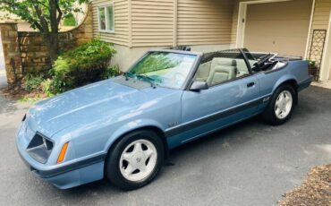 Ford-Mustang-gt-convertible-1986