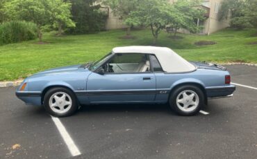 Ford-Mustang-gt-convertible-1986-8