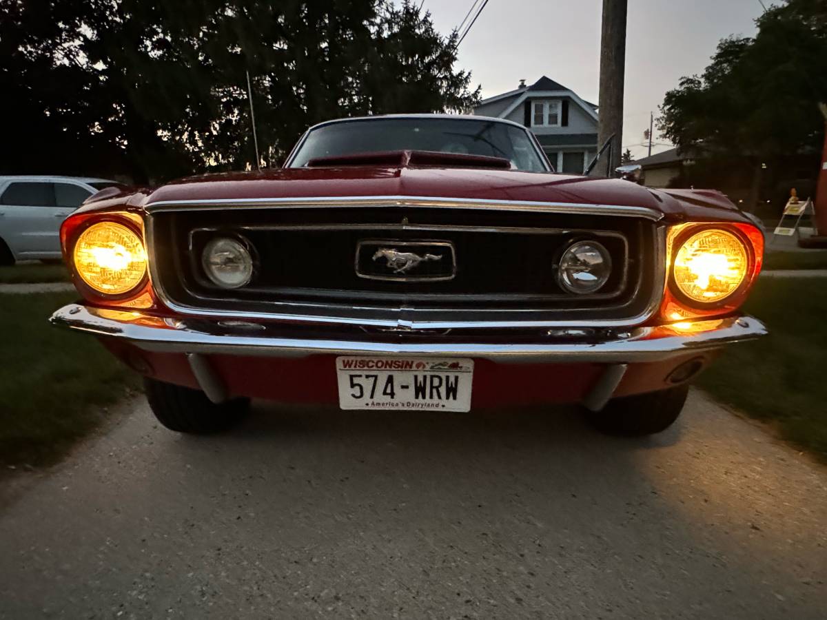 Ford-Mustang-gt-fastback-1968-21