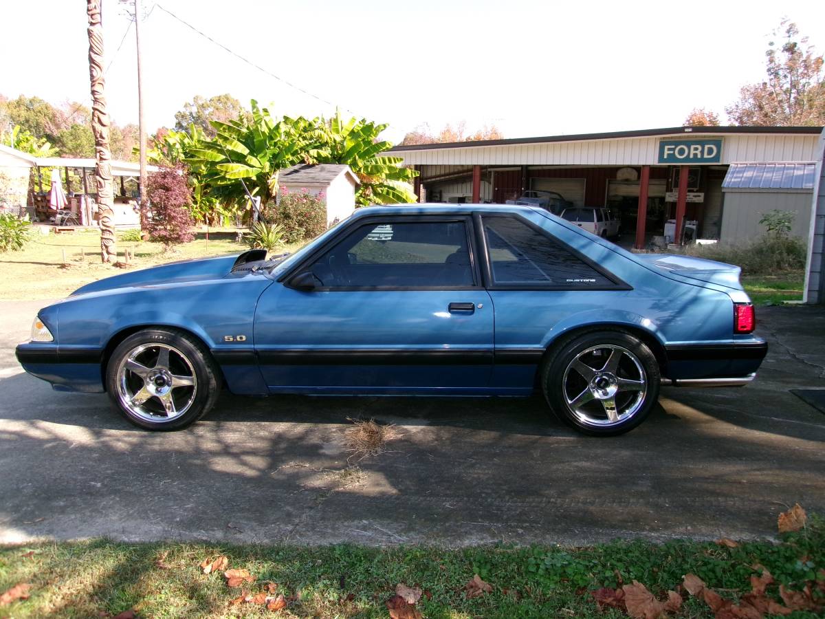 Ford-Mustang-lx-1988-1