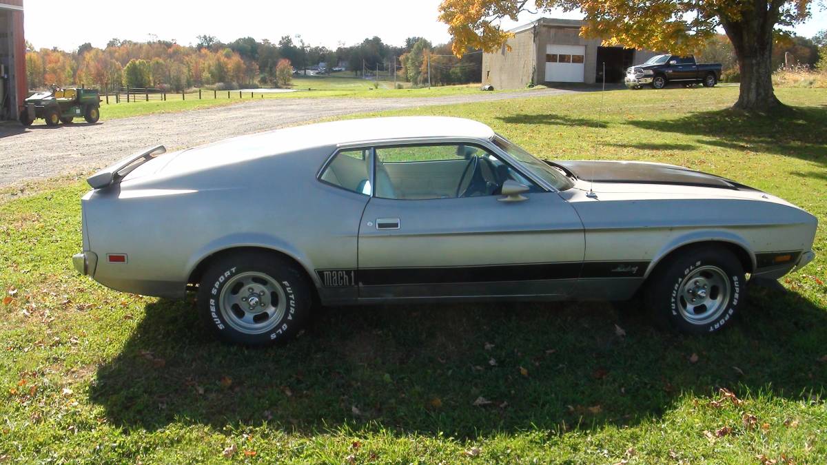 Ford-Mustang-mach-1-1973-3