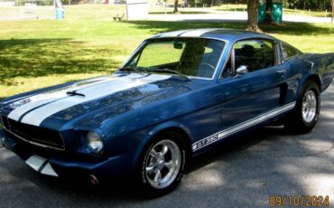 Ford-Mustang-shelby-fastback-1966-1