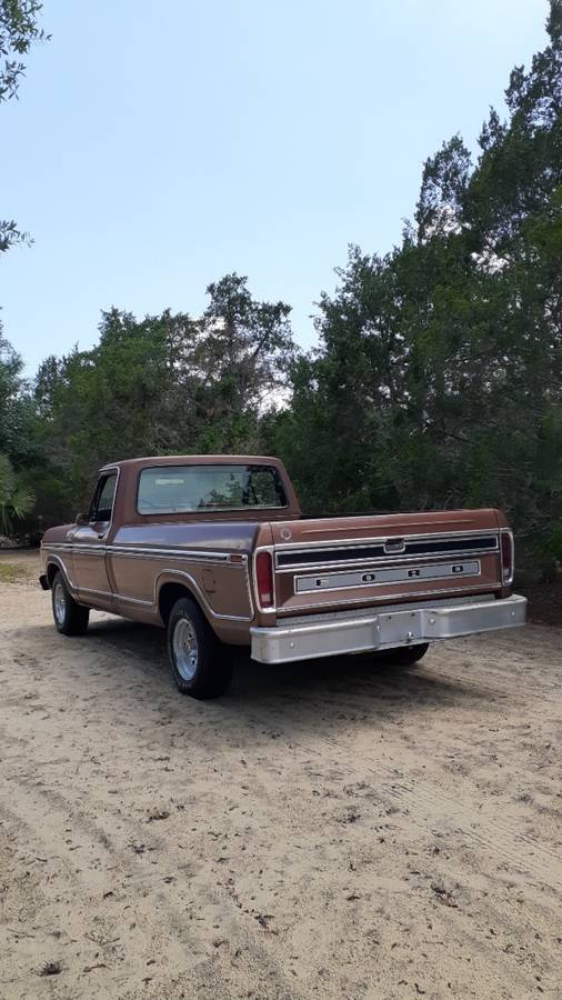 Ford-Ranger-xlt-1977-9