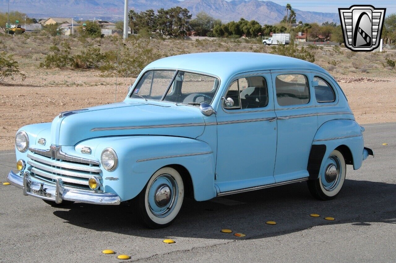 Ford-Super-Deluxe-1947-5