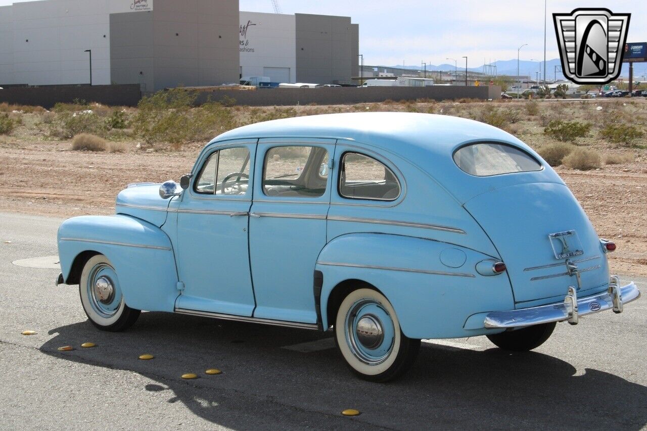 Ford-Super-Deluxe-1947-7