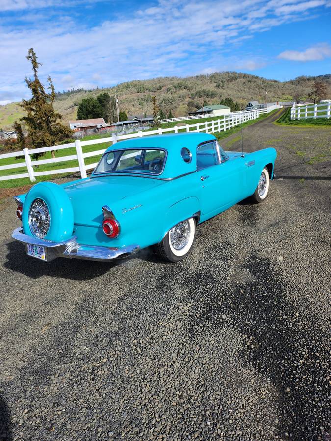 Ford-Thunderbird-1956-1