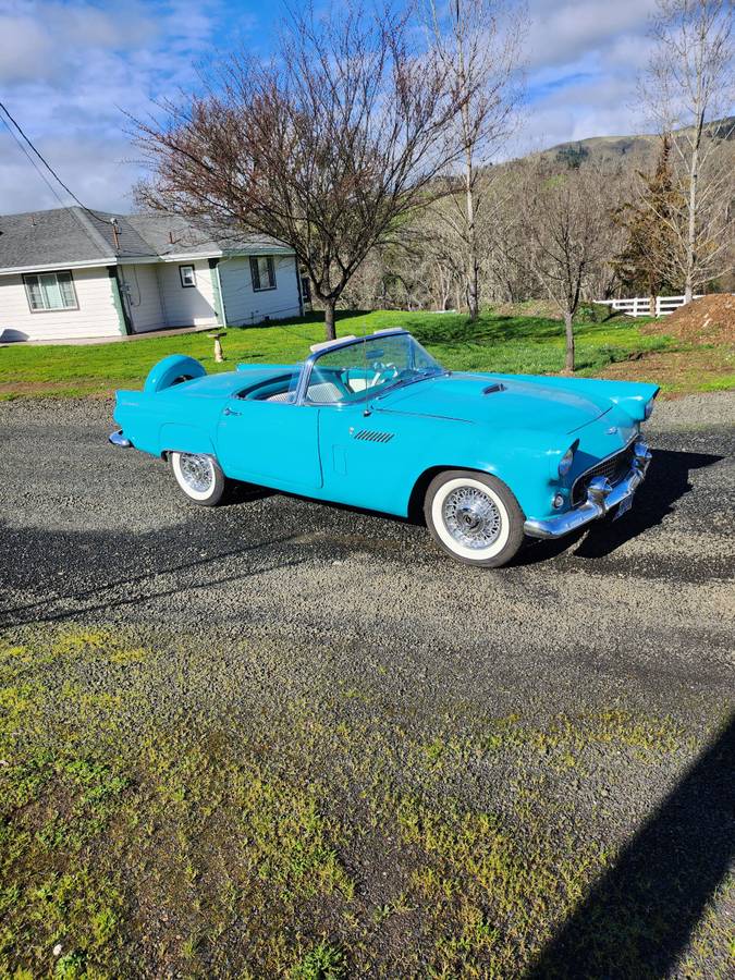 Ford-Thunderbird-1956-4