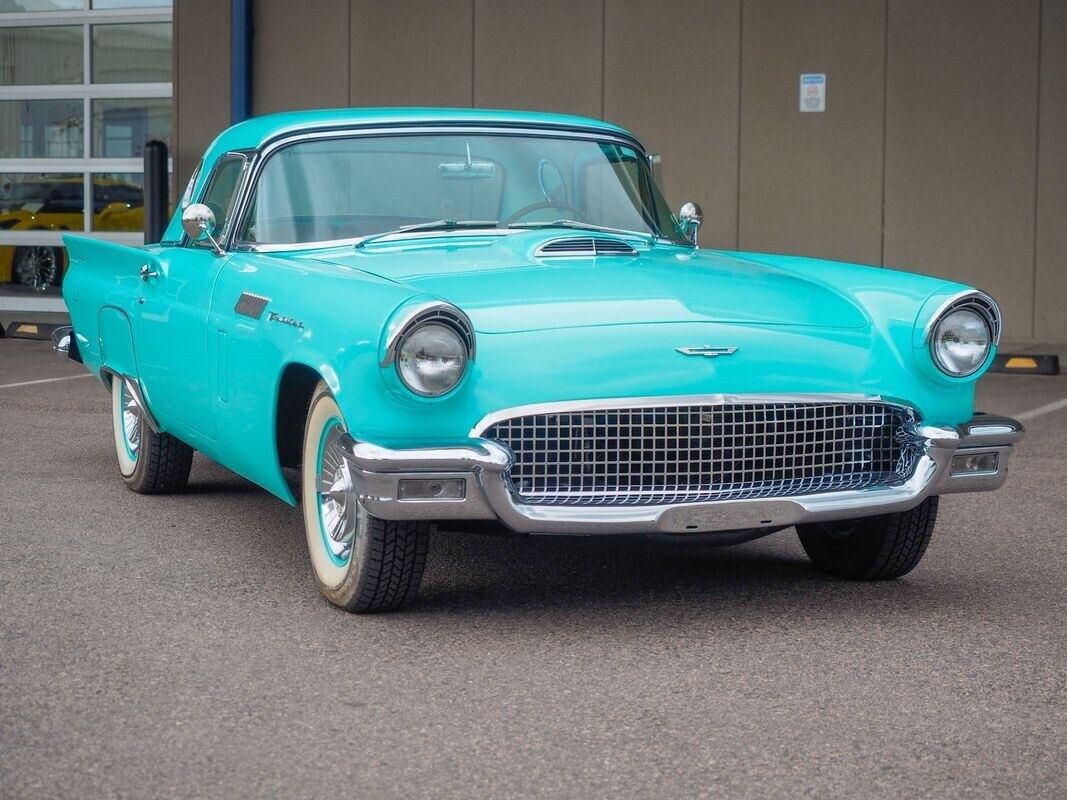 Ford-Thunderbird-1957-7