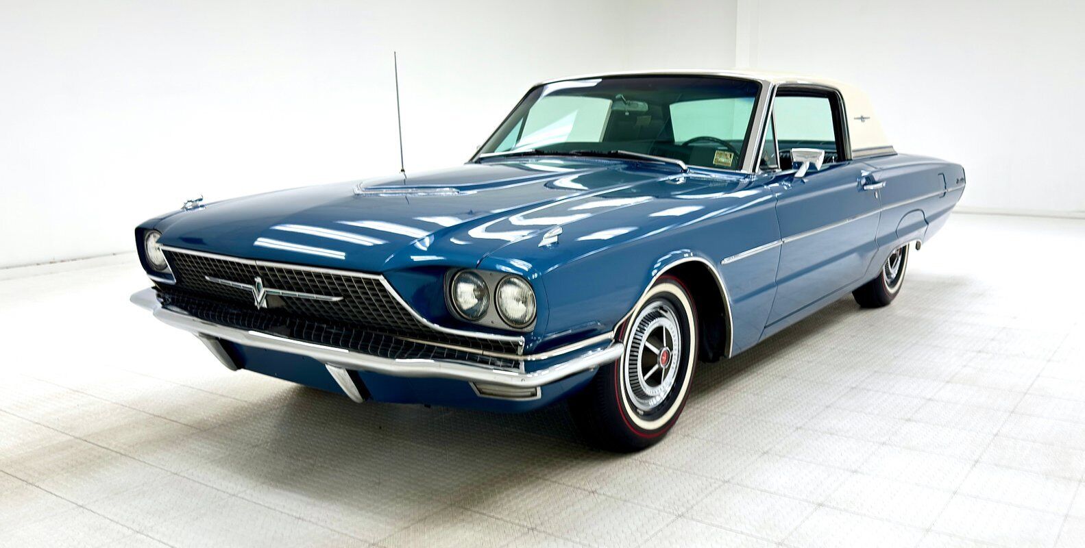 Ford Thunderbird 1966