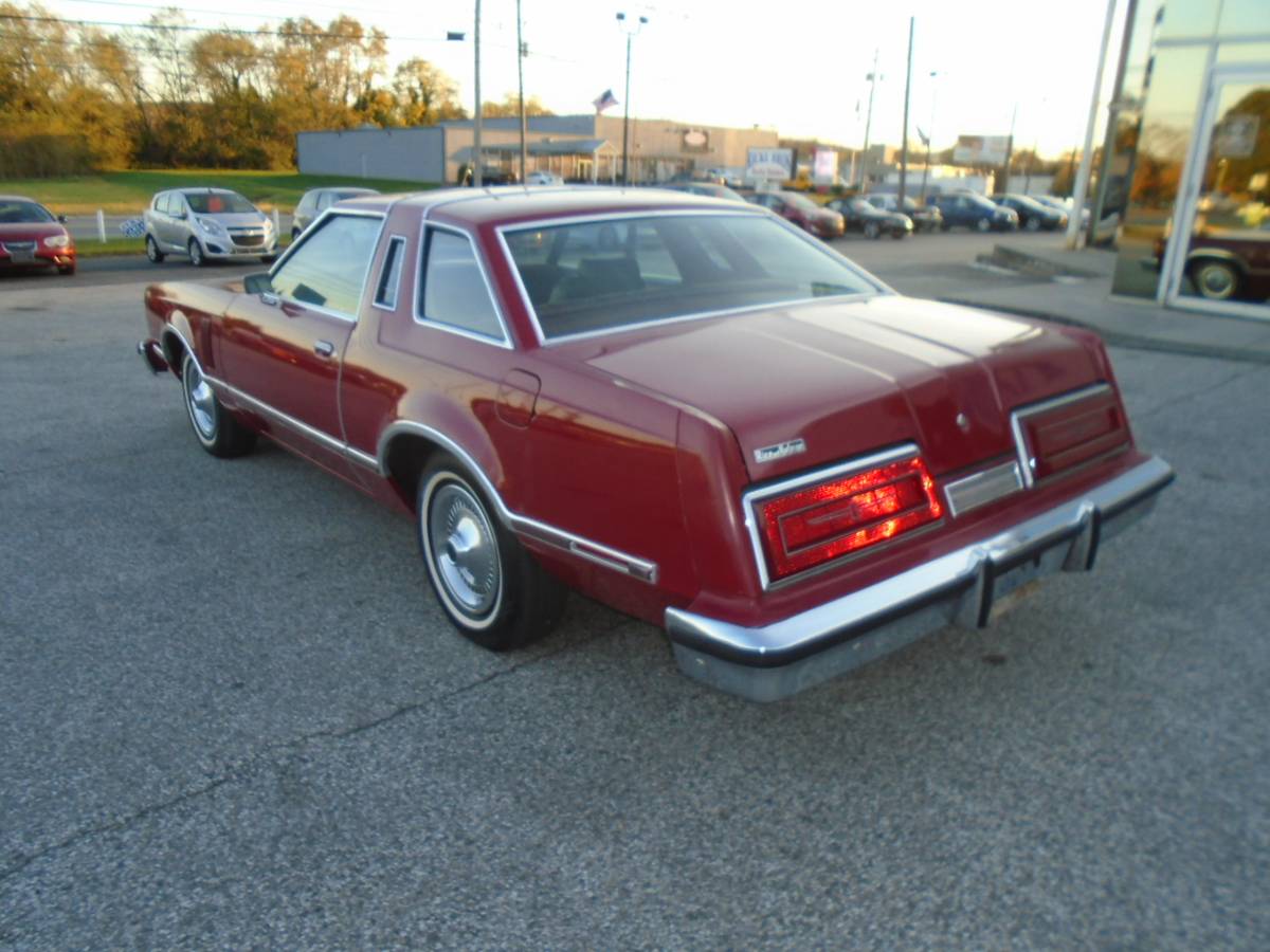 Ford-Thunderbird-1979-6