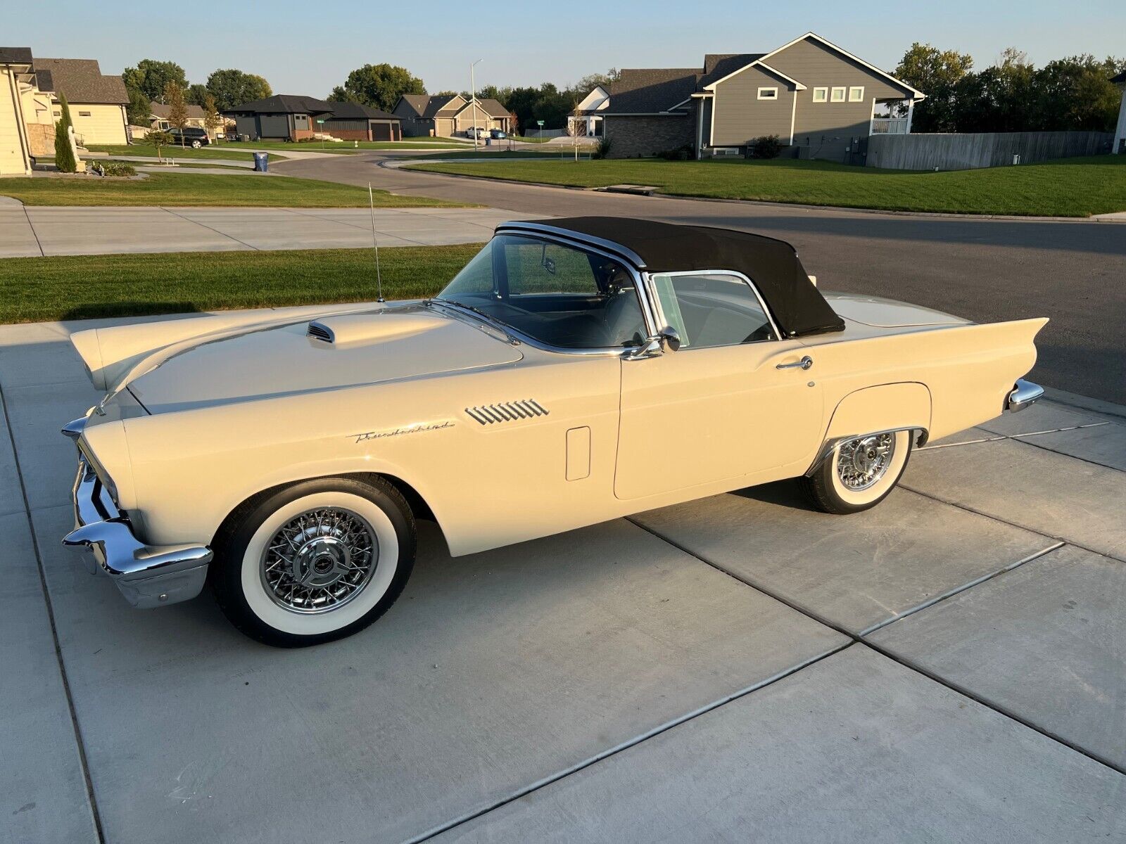 Ford Thunderbird Cabriolet 1957 à vendre