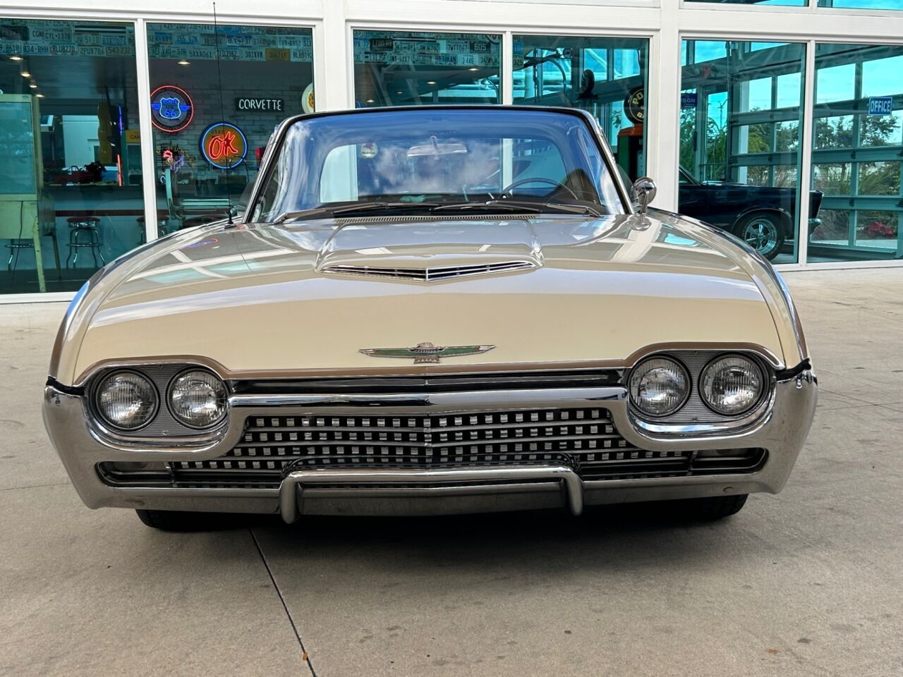 Ford-Thunderbird-Cabriolet-1962-4