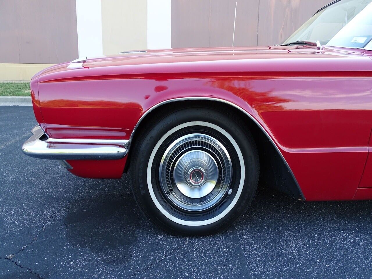 Ford-Thunderbird-Coupe-1966-10