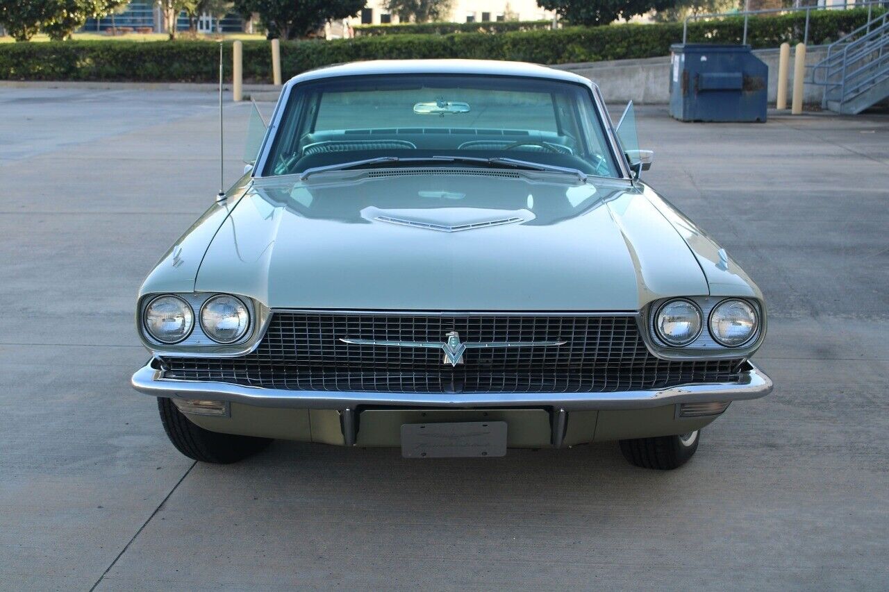 Ford-Thunderbird-Coupe-1966-4