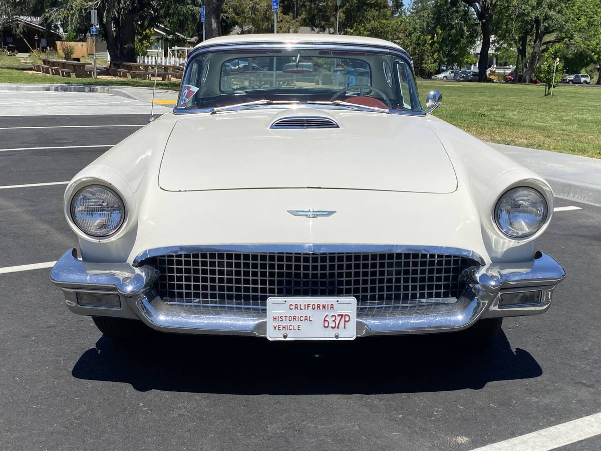 Ford-Thunderbird-convertible-1957-2