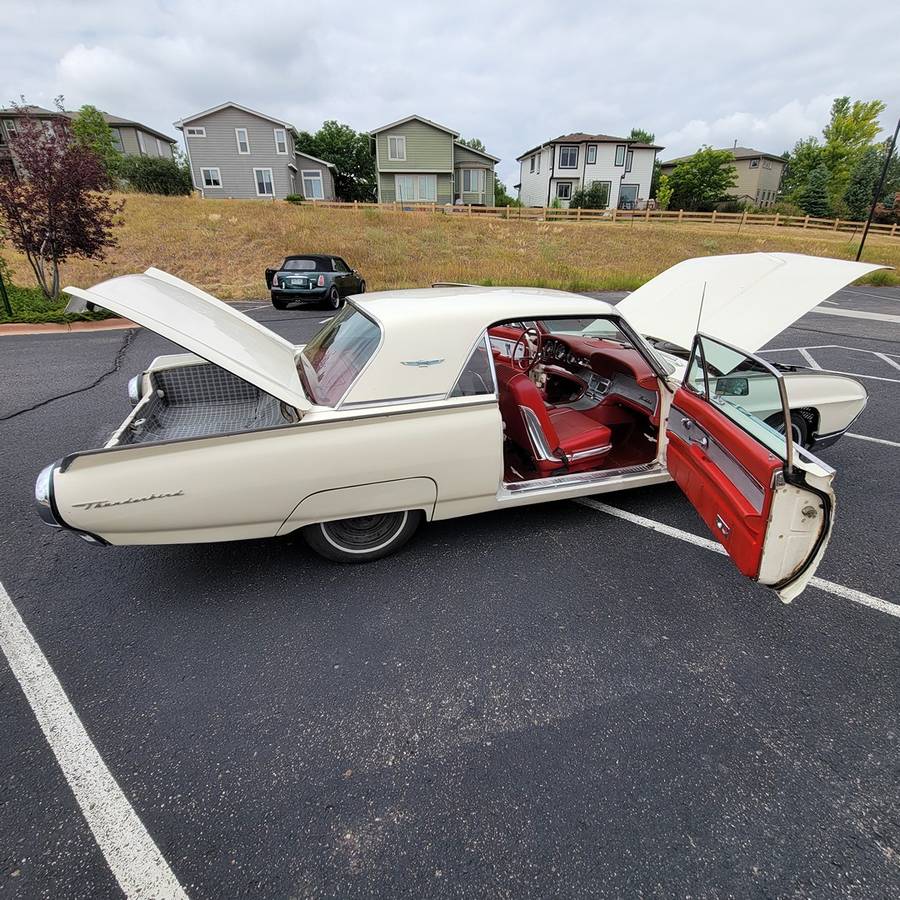 Ford-Thunderbird-coupe-1963-23