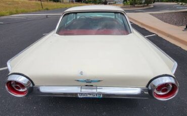 Ford-Thunderbird-coupe-1963-3