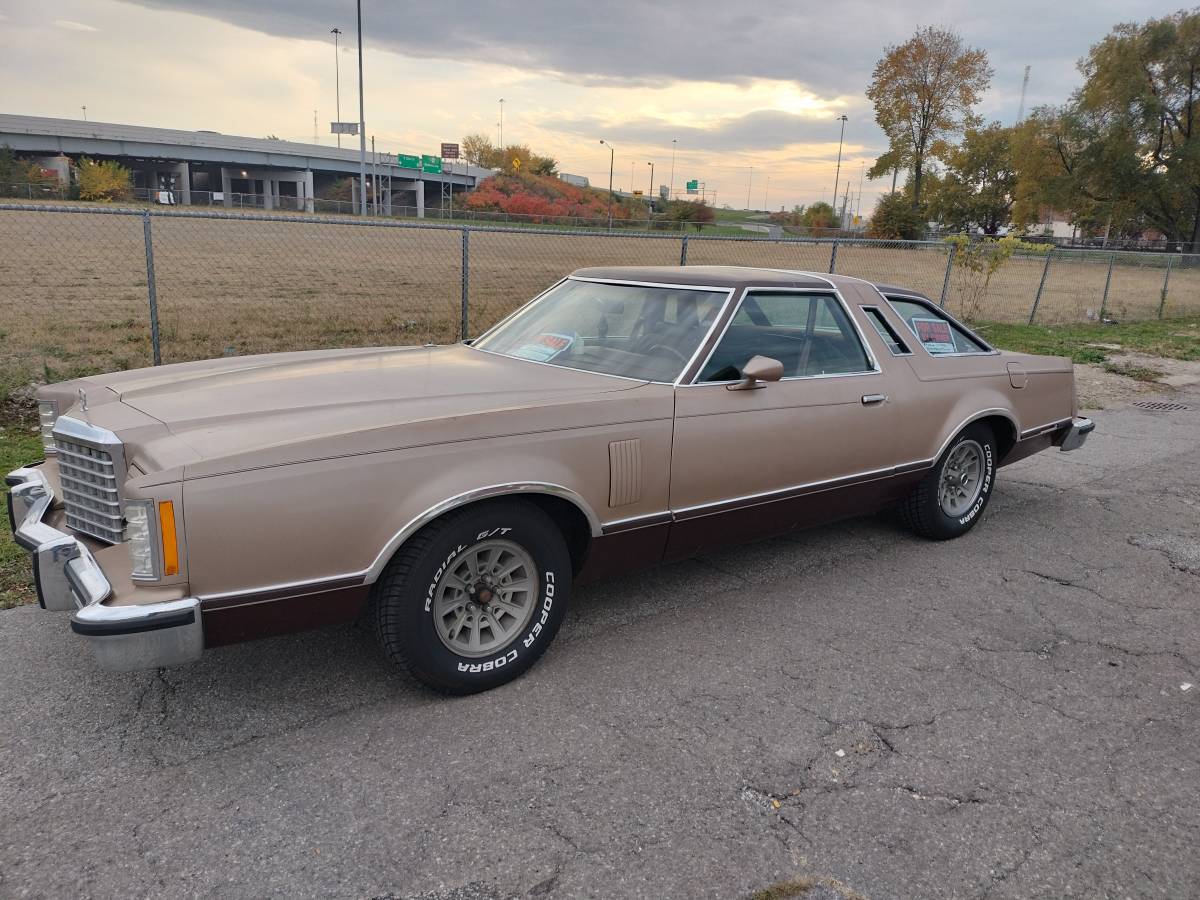 Ford-Thunderbird-lx-1977-1