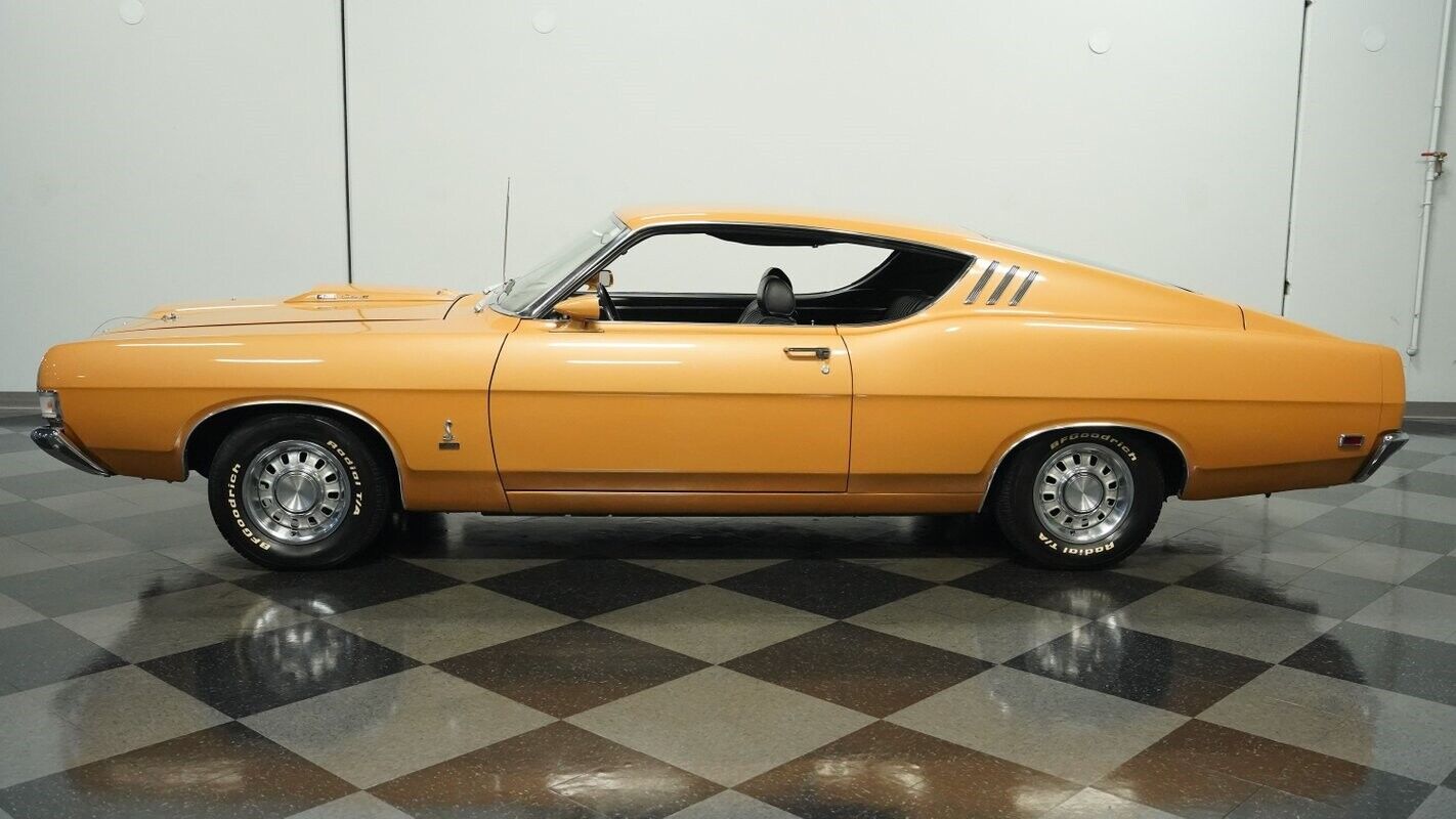 Ford-Torino-1969-2