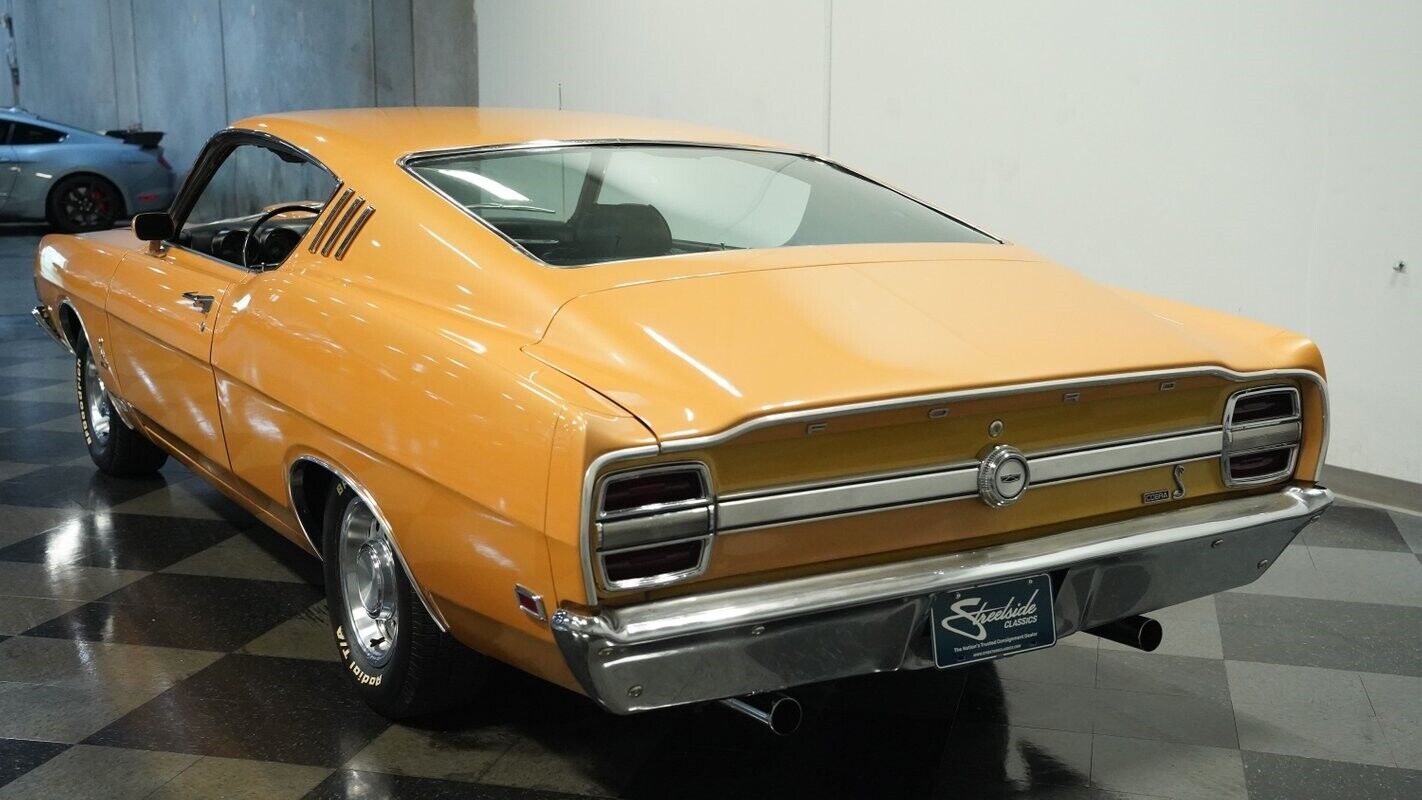 Ford-Torino-1969-7