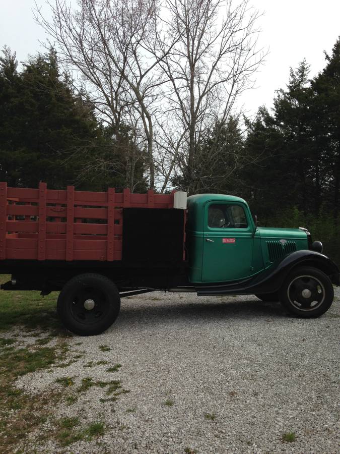 Ford-Truck-model-51-1935-2