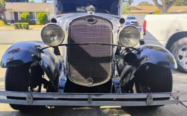 Ford-Tudor-sedan-1931-7