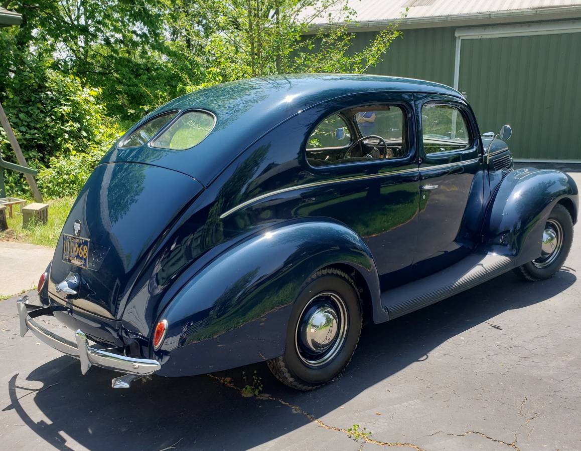 Ford-V-8-1938-2