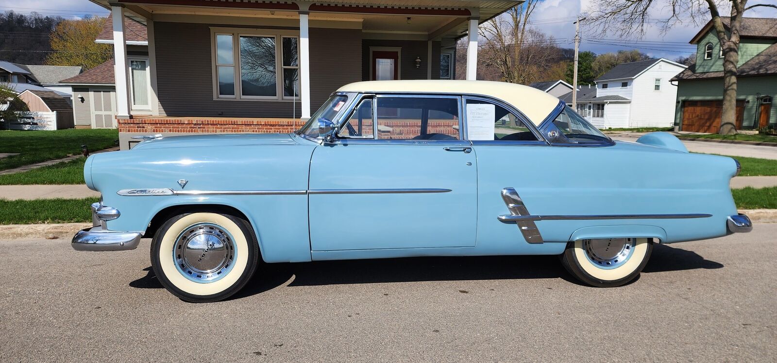 Ford Victoria  1953 à vendre