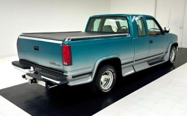 GMC-1500-SLE-Sierra-Pickup-1993-4