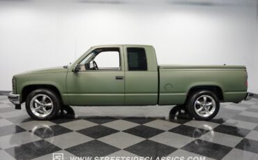 GMC-Sierra-1500-Pickup-1995-2