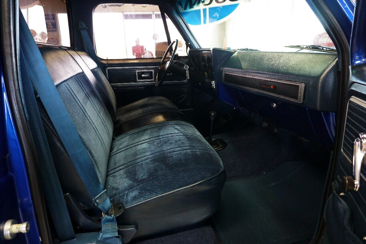 GMC-Sierra-2500-1980-24