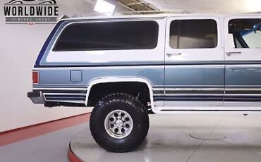 GMC-Suburban-1991-8