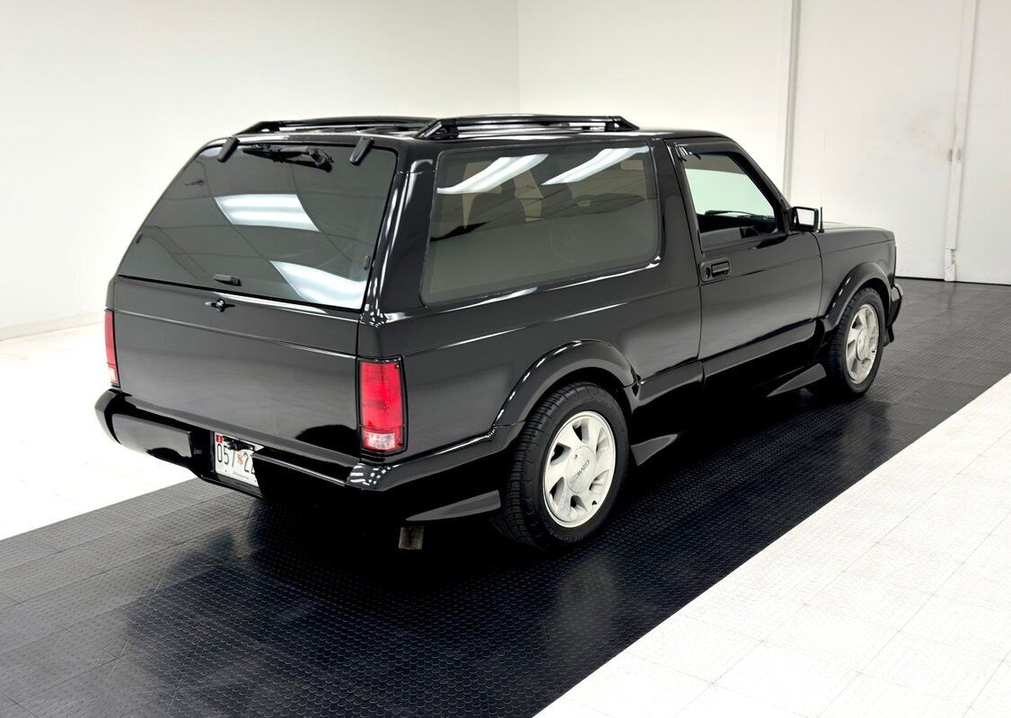 GMC-Typhoon-SUV-1992-4