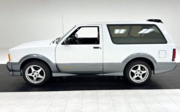 GMC-Typhoon-SUV-1993-1