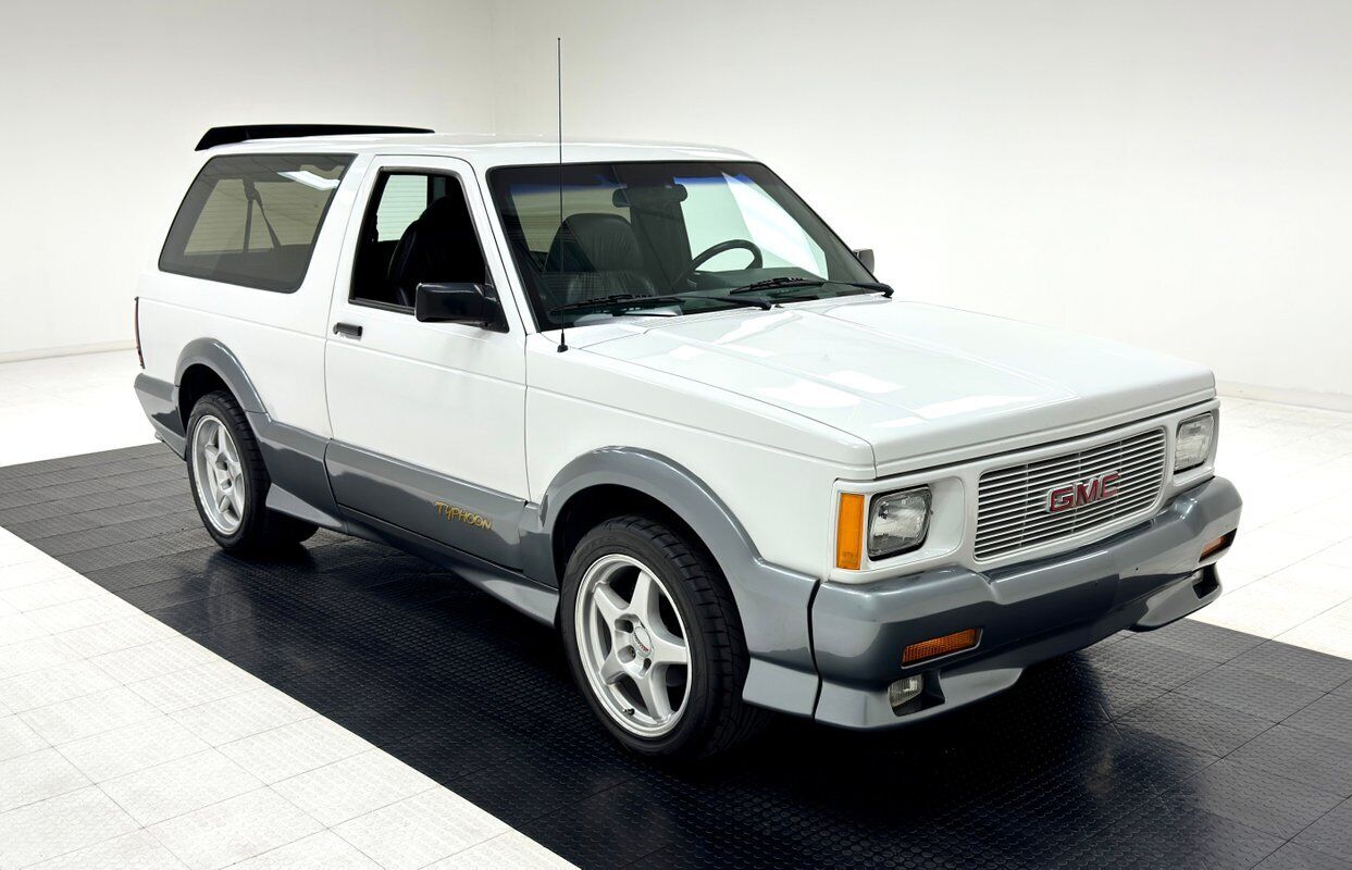 GMC-Typhoon-SUV-1993-6