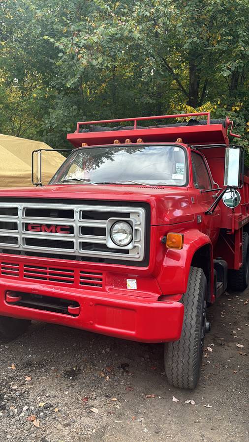 Gmc-Sierra-1985-3