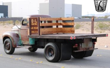 International-Harvester-KB-5-1949-7