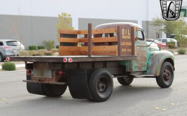 International-Harvester-KB-5-1949-9