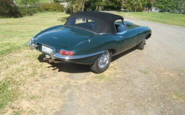 Jaguar-E-type-1964-3