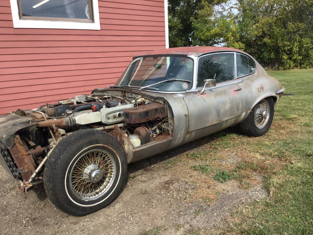 Jaguar-E-type-1971