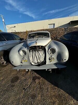 Jaguar-MK-VIII-1958-8