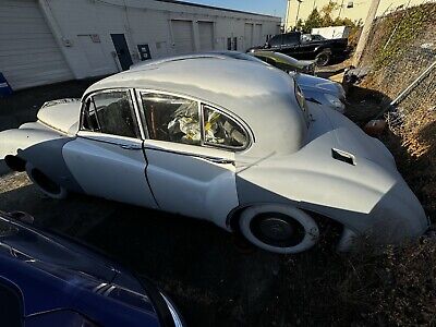 Jaguar-MK-VIII-1958-9